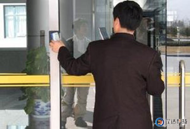 门禁系统发生故障维修排除