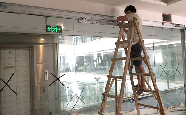 广州白云办公室安装电动感应门